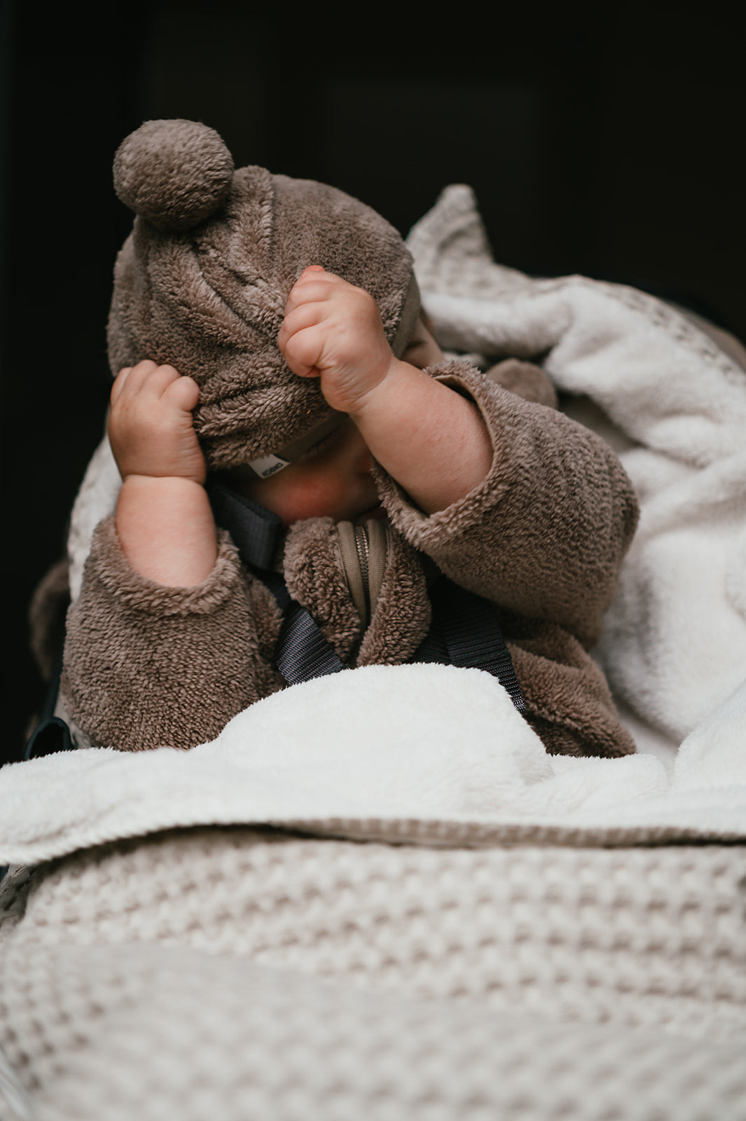 Baby-Overall Teddy Koeka Malmo, Farbe Caffe, Bild 5