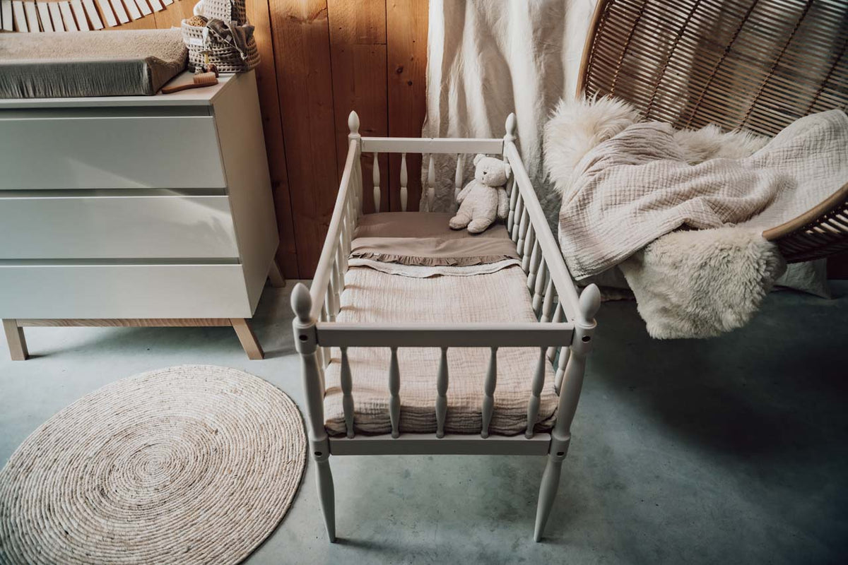 Kinderlaken 110x140 und Spannbettlaken 60x120 mit Rüsche – Koeka Faro