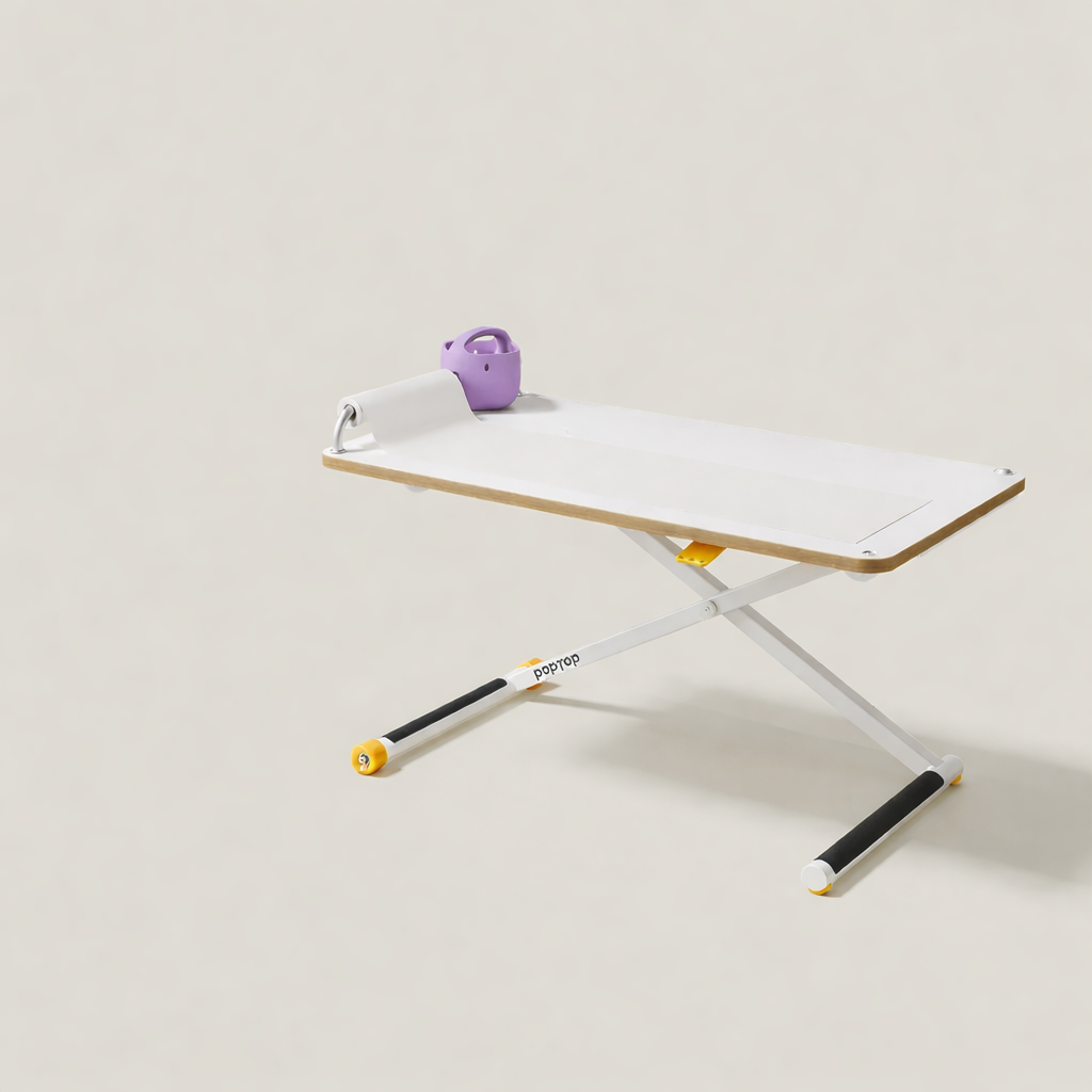 Poptop Malstudio - Kinderschreibtisch, Papierhalter mit Rolle & Stiftehalter