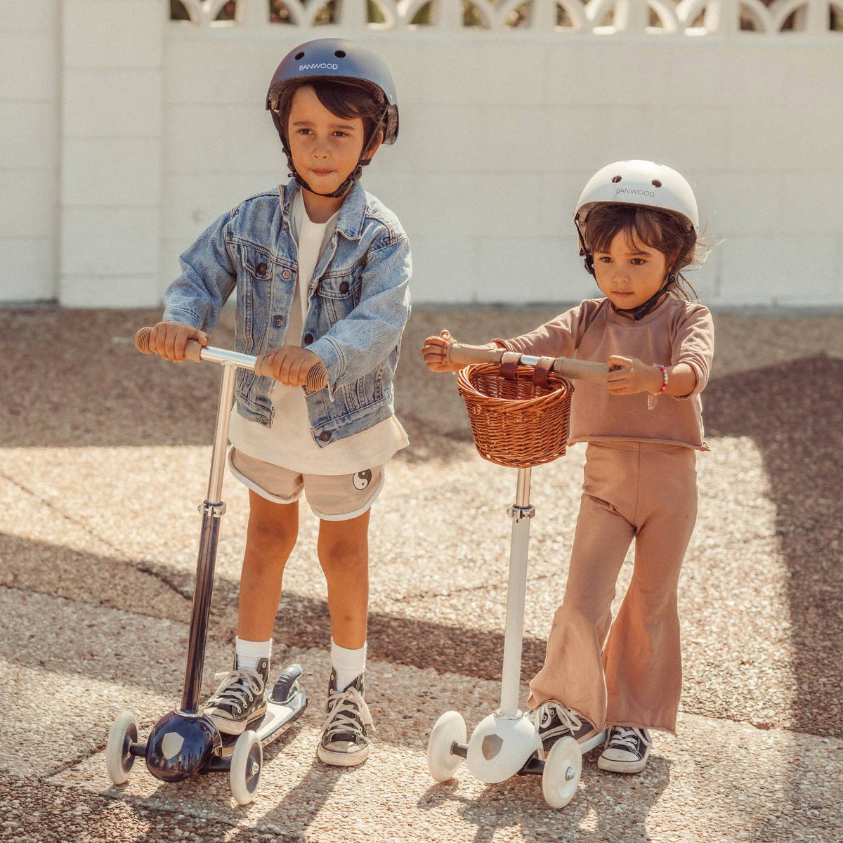 Kinderroller 3 Räder Weiß – Banwood Vintage Scooter, Ansicht 2