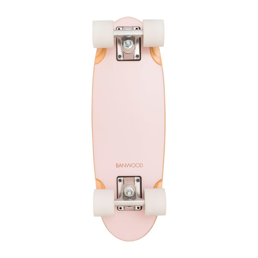 Banwood Skateboard Pink – Unterseite mit Achsen