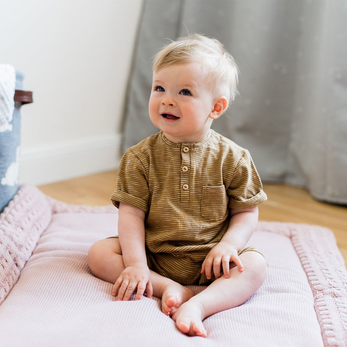 Krabbeldecke für Babys Rosa von Kindsgut – Anwendungsbild 2