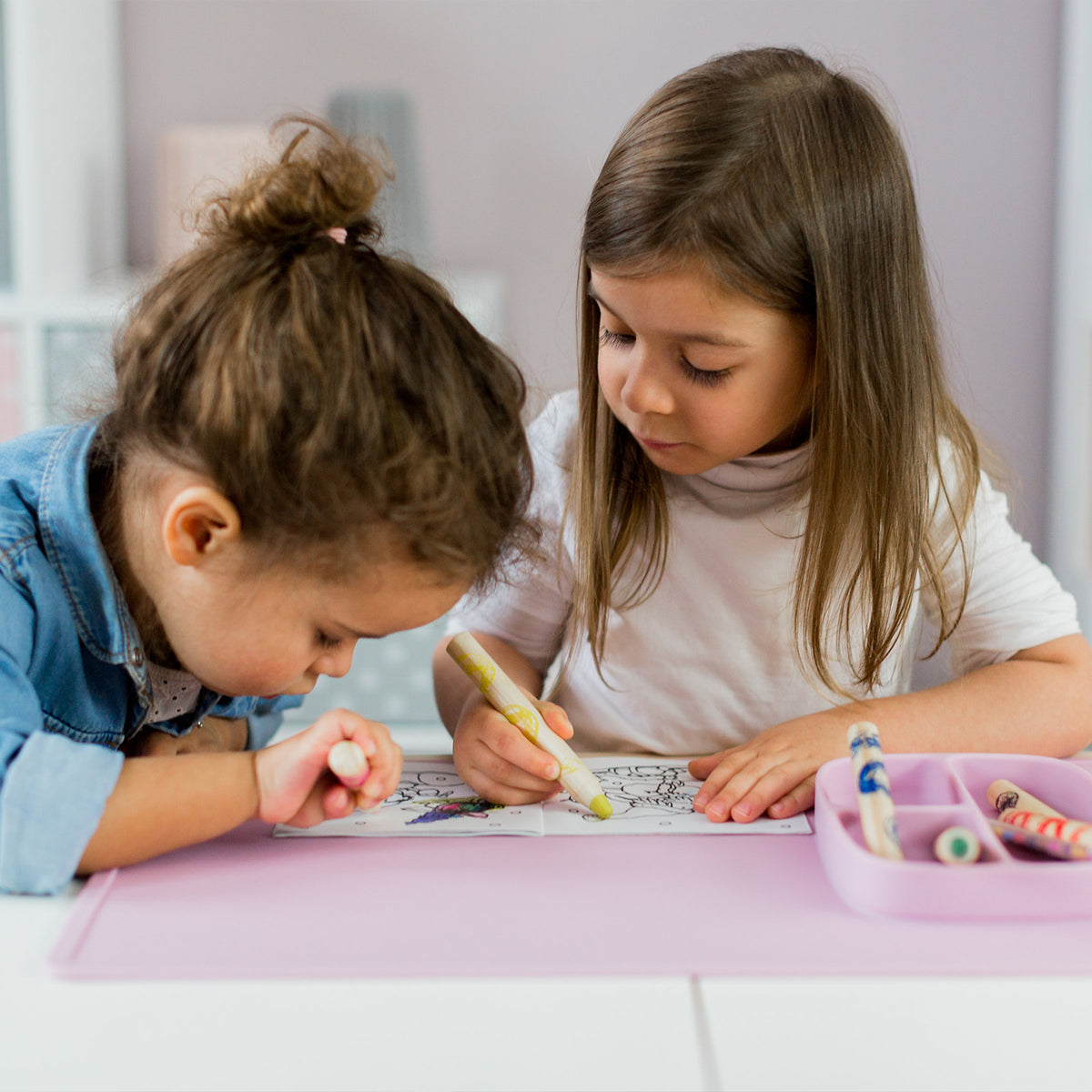 Silikon-Bastelunterlage für Kinder Zartrosa von Kindsgut – Anwendungsbild 2