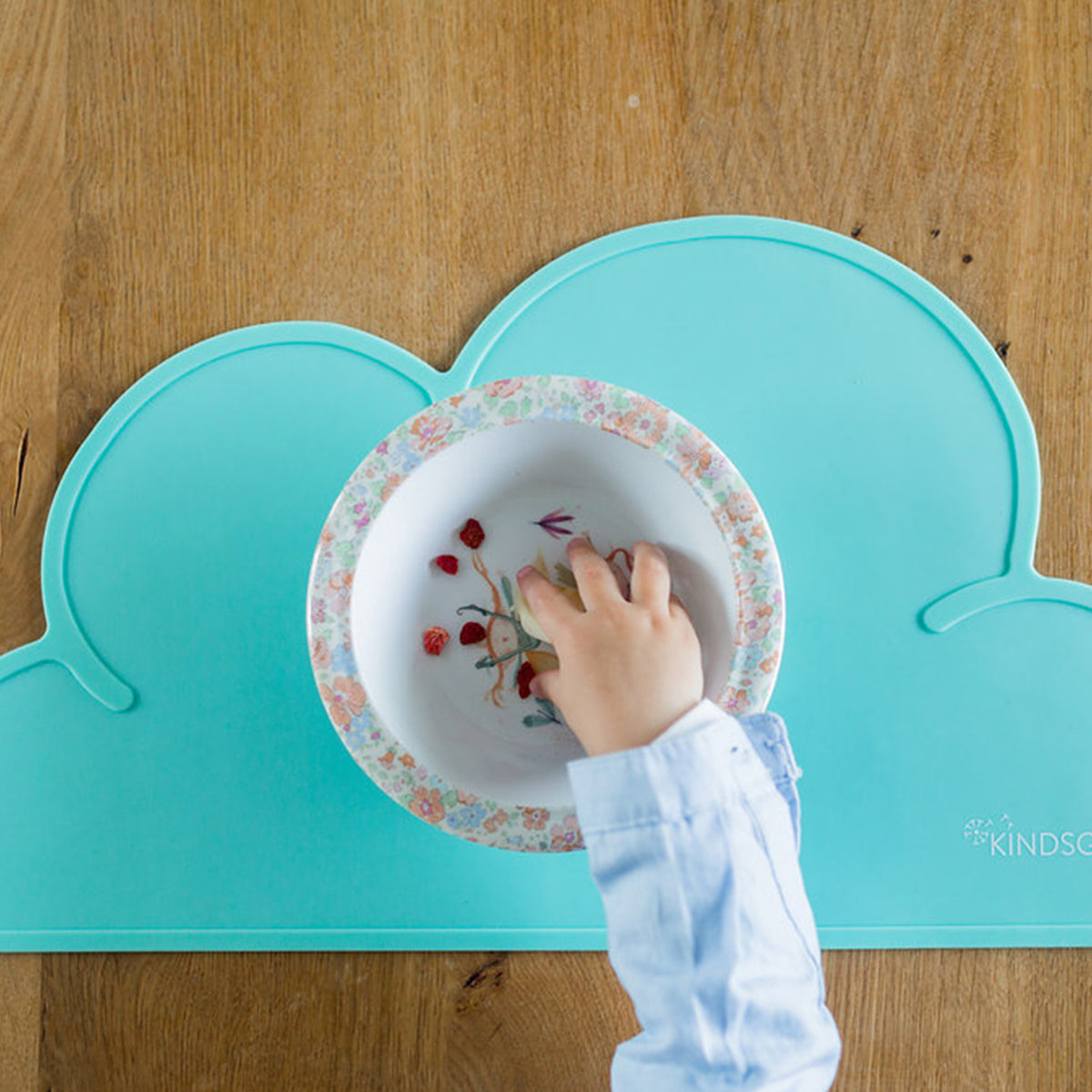 Silikon-Platzset Wolke für Kinder Mint von Kindsgut – Anwendungsbild 3