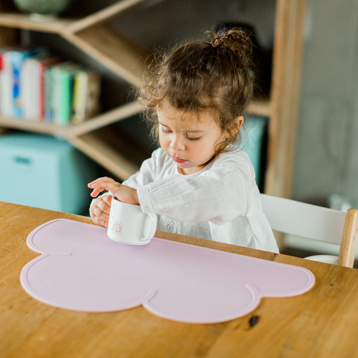 Silikon-Platzset Wolke für Kinder Zartrosa von Kindsgut – Anwendungsbild 2
