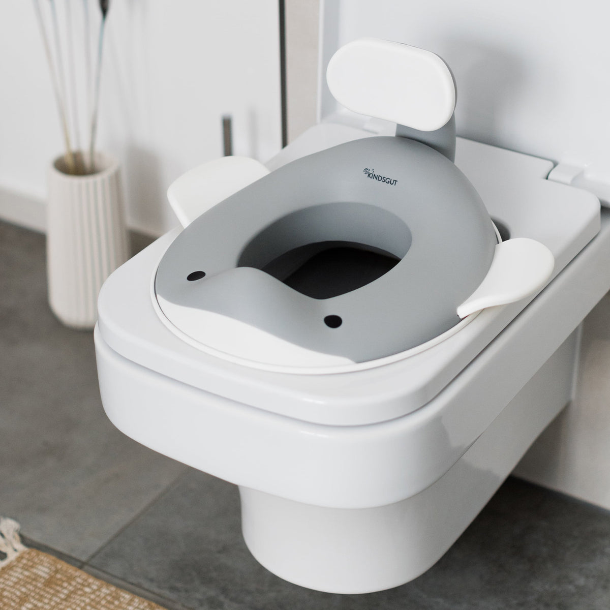 Toilettensitz für Kinder Wal Dunkelgrau von Kindsgut – Anwendungsbild 4