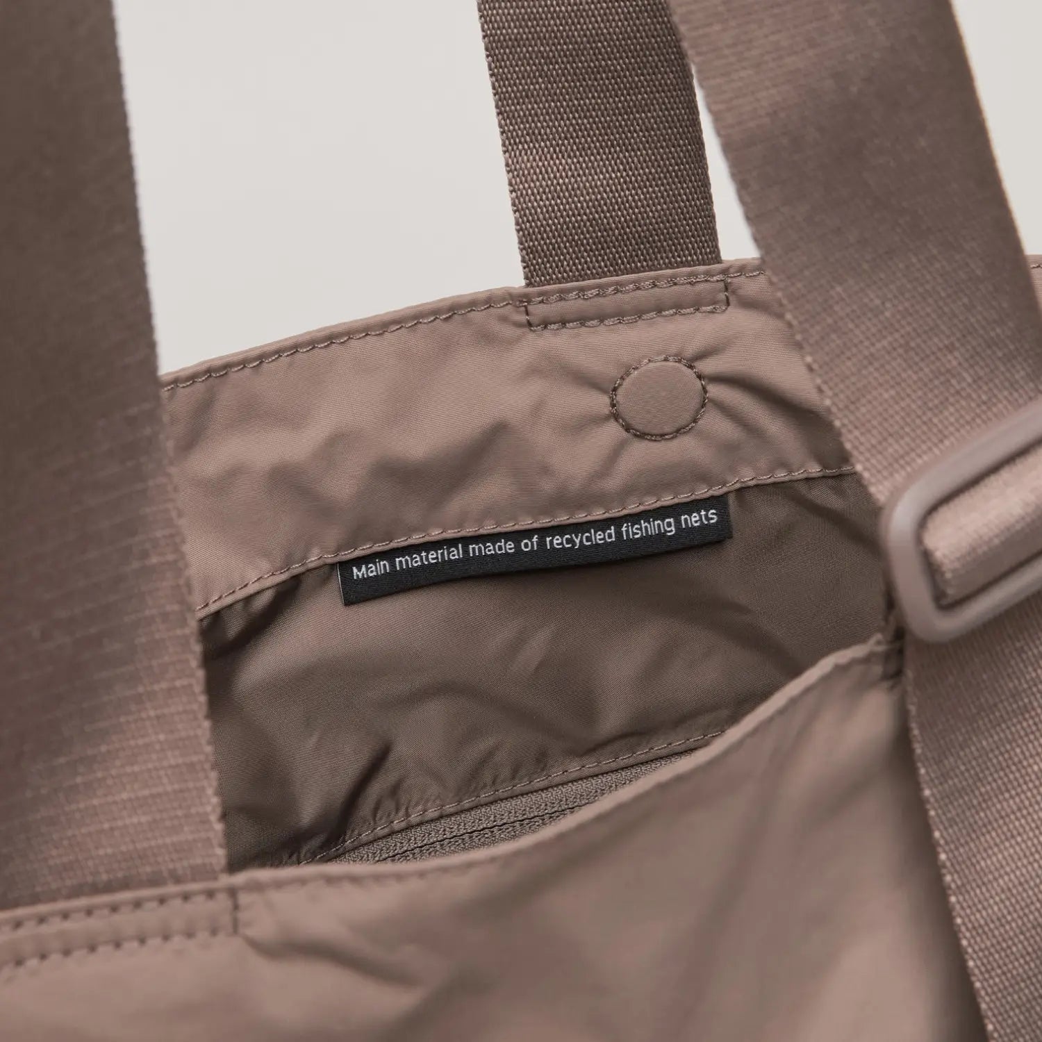 MELLOW TOTE BAG – nachhaltige Tragetasche aus Meeresplastik - Tragetasche