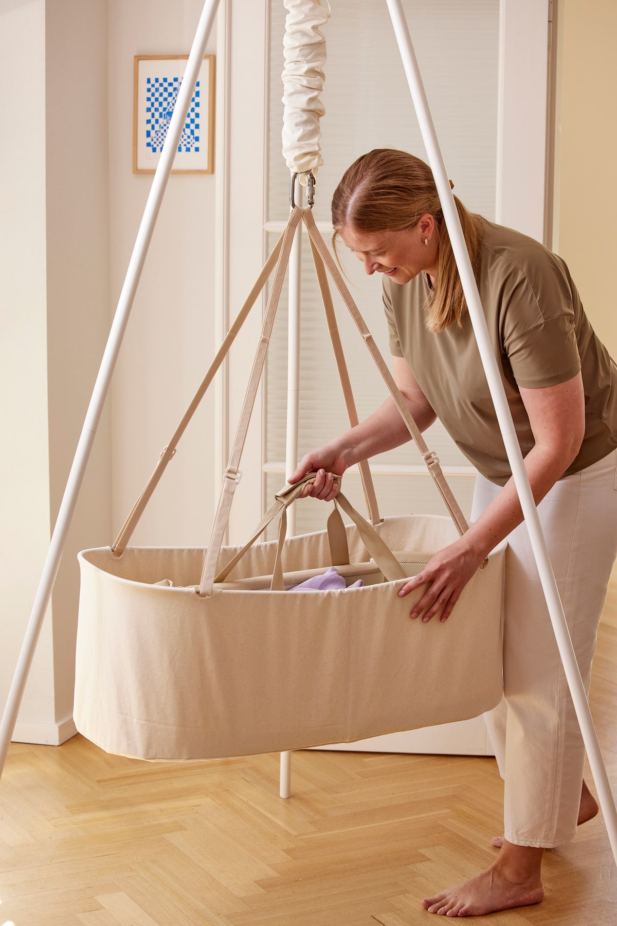 Membantu Cradle Set mit Baby Cradle, Motor LeeLo02 und Wiegenständer, Ansicht 2
