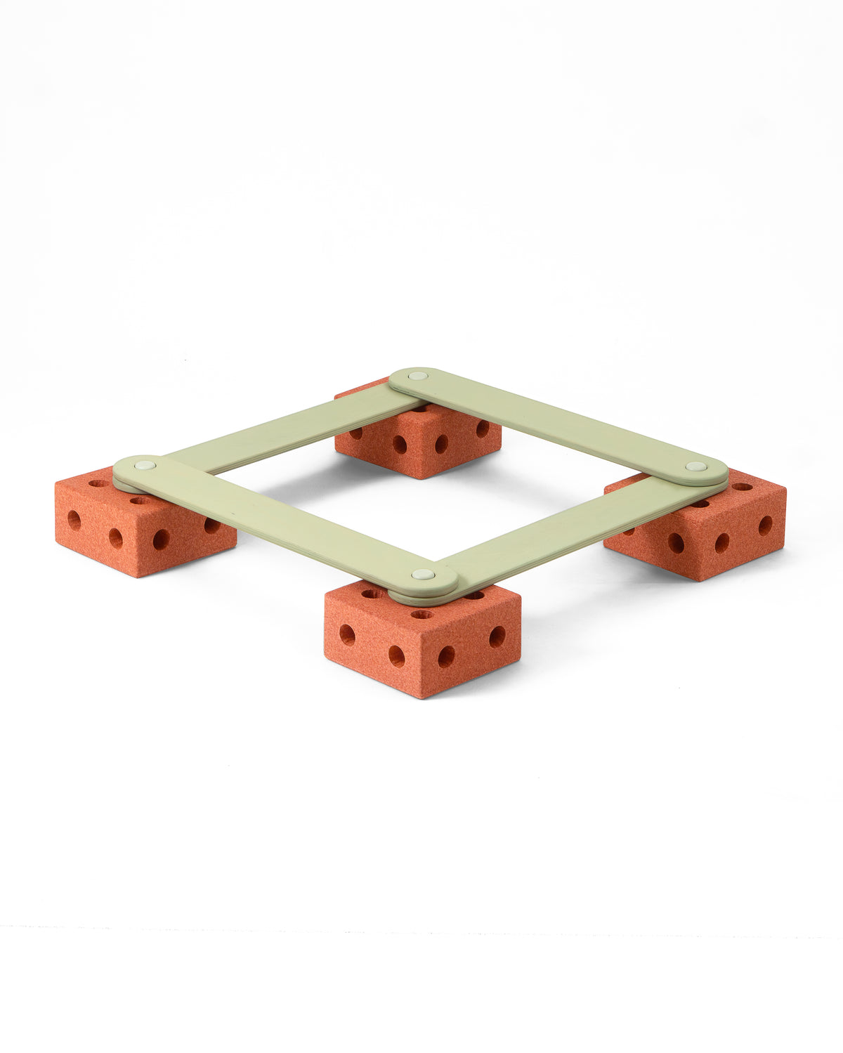 MODU Balance Track: Balancierstrecke aus Holzbalken und Schaumstoffblöcken, Orange