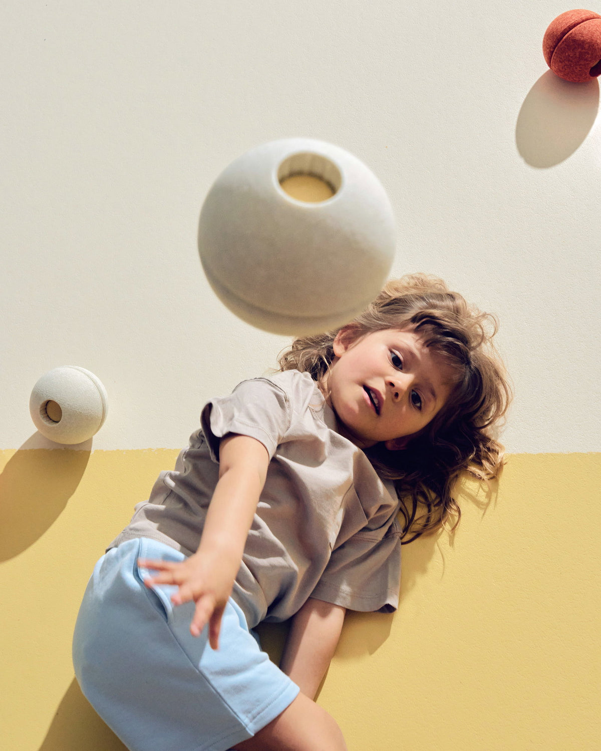MODU Foam Ball: teilbarer Schaumstoffball aus EPP-Schaum, Sand, Ansicht 2