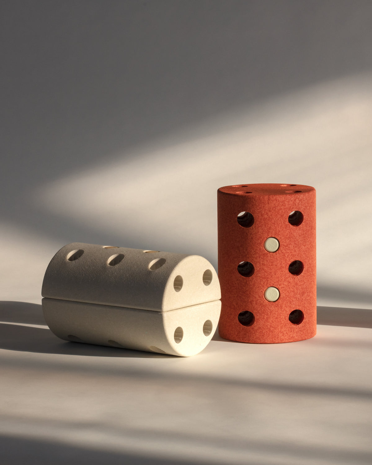 MODU Kids Stool: Kinderhocker aus zwei runden Schaumstoffblöcken, Orange, Ansicht 5