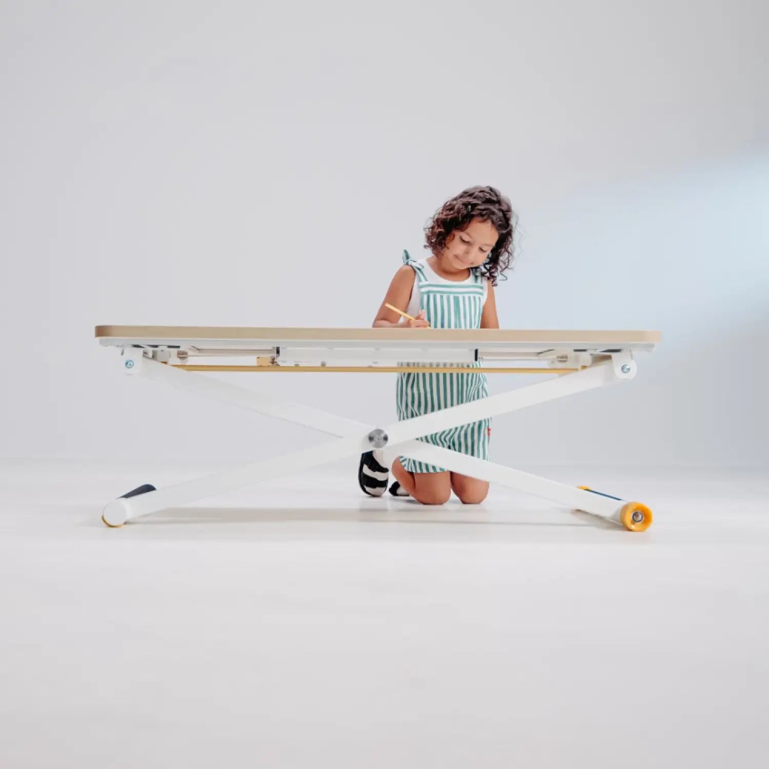 Poptop höhenverstellbarer Kinderschreibtisch