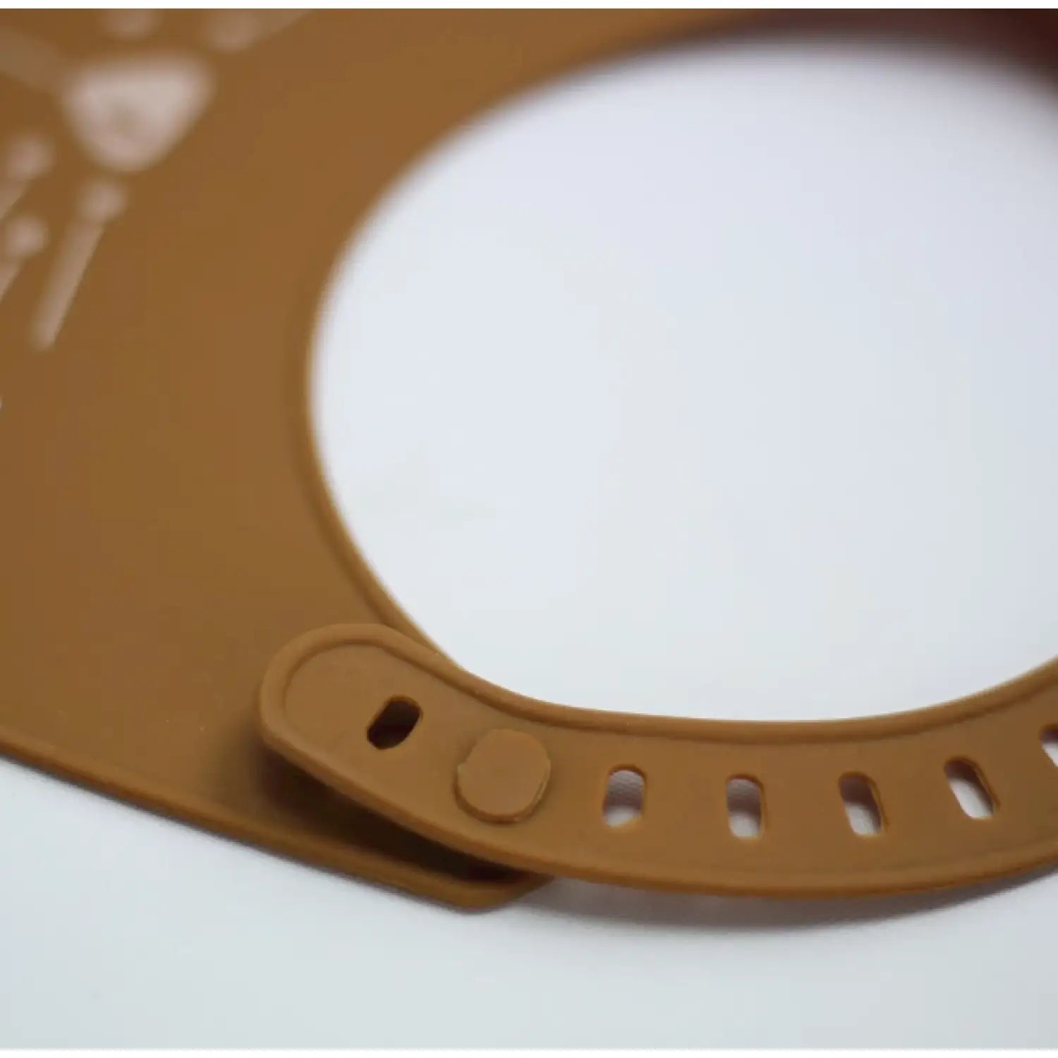 Silikon-Lätzchen mit Auffangtasche – BPA-frei