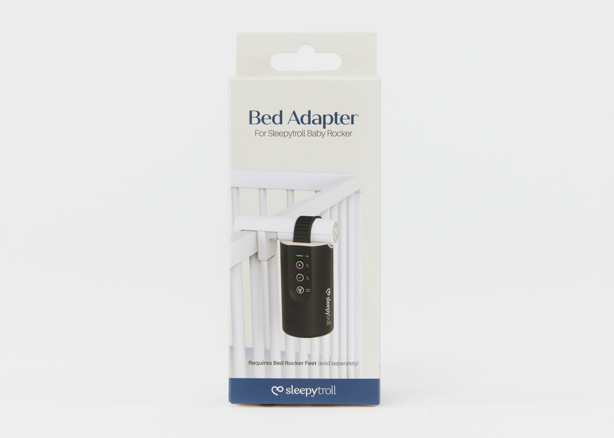 Sleepytroll Bed Adapter am Holzbein eines Babybetts mit Baby Rocker, Ansicht 5