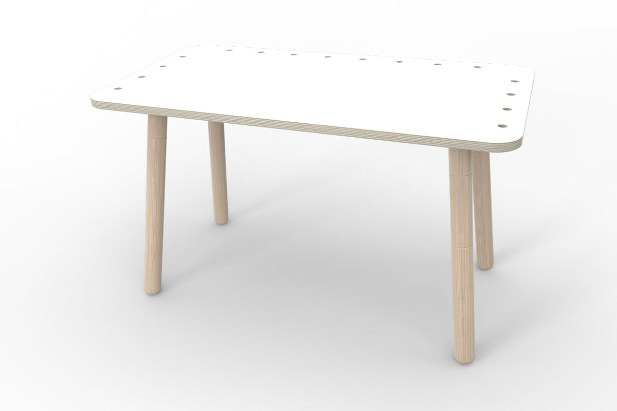 Höhenverstellbarer Kinderschreibtisch growing table von Pure Position in Reinweiß
