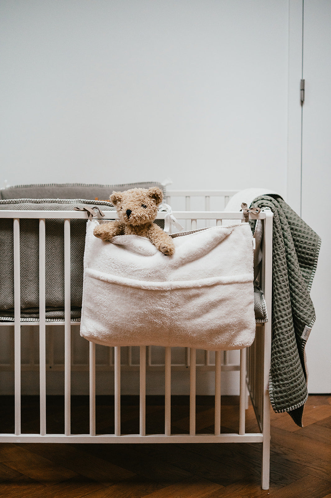 Aufbewahrungstasche Teddy für Bett und Laufstall Koeka Malmo, Farbe Pebble, Bild 4