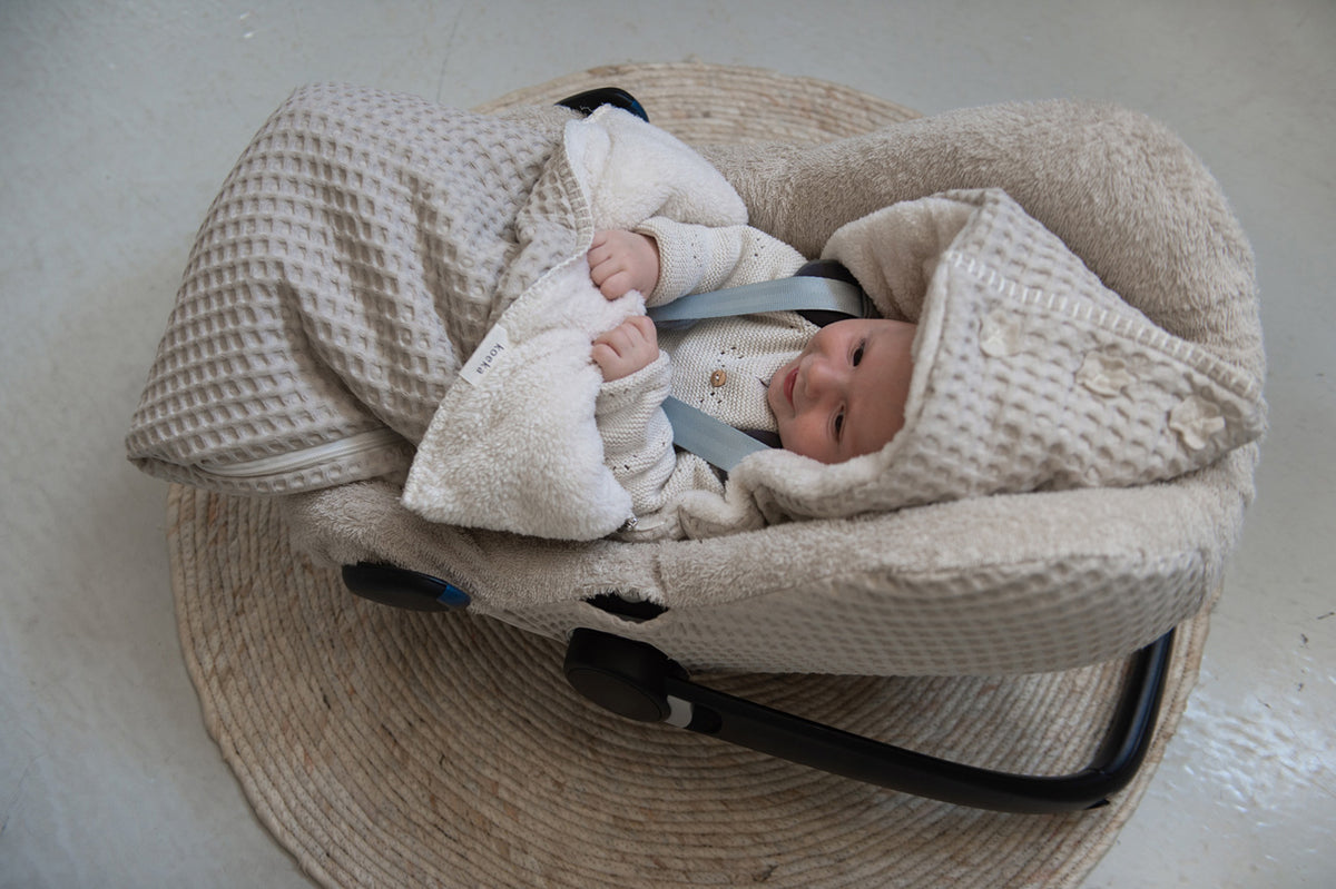 Koeka Oslo Babyschalen-Fußsack in Sand, Ansicht 4