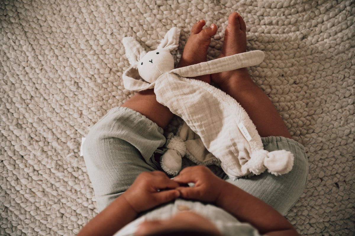 Kuscheltier Baby aus Baumwolle – Koeka Otis