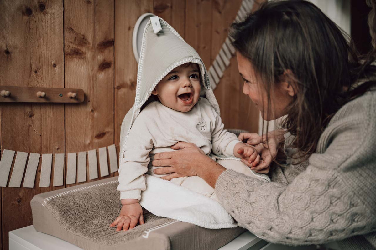 Baby-Einschlagtuch 100x100 aus Musselin, gefüttert – Koeka Faro
