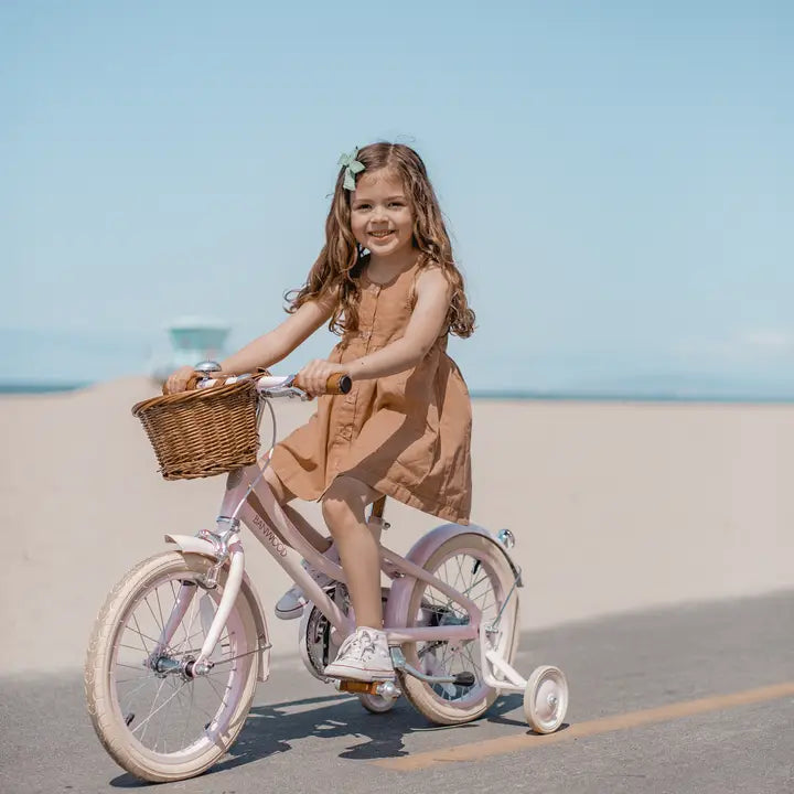 Banwood Kinderfahrrad 16 Zoll Rosa – im Einsatz (Lifestyle) 2