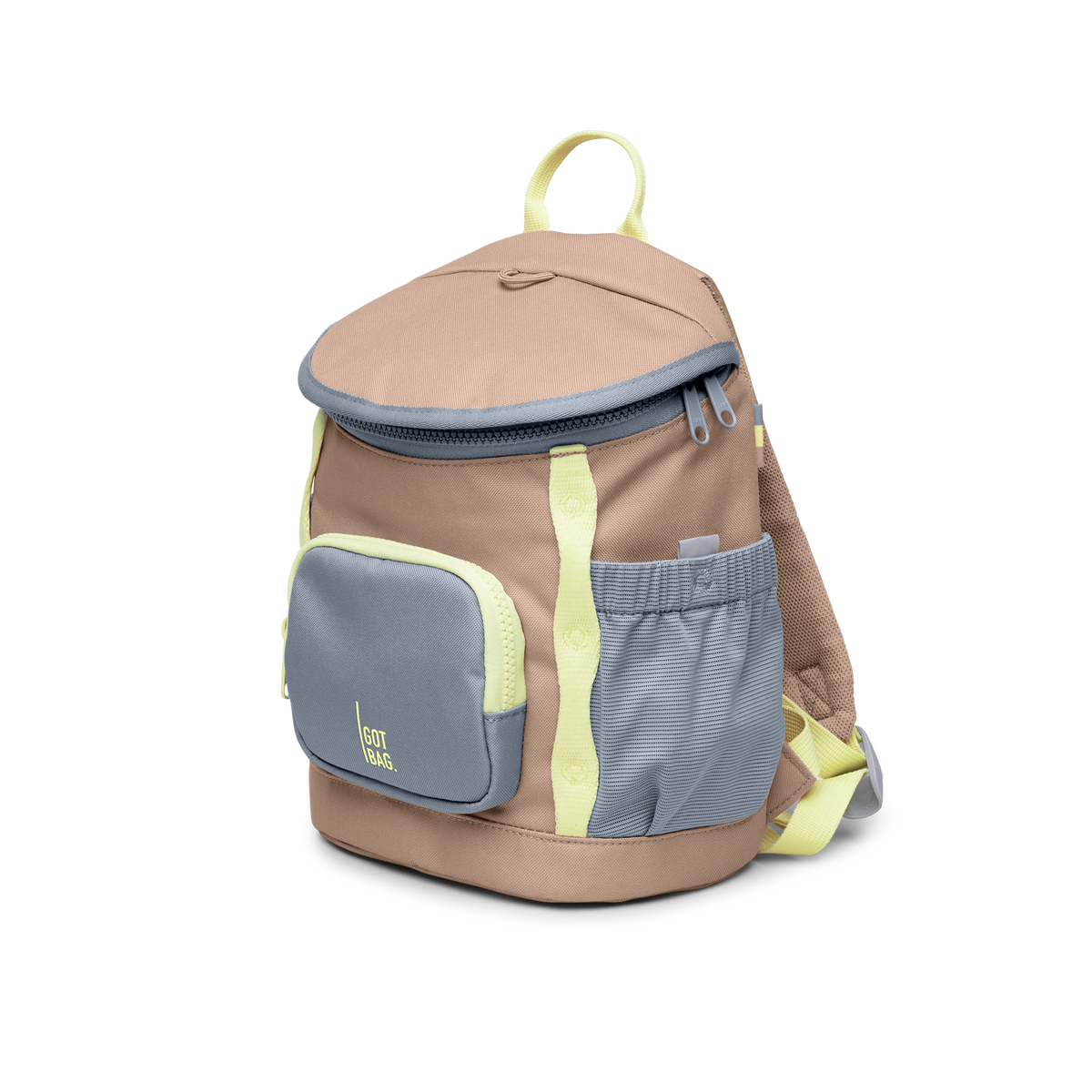 GOT BAG Kids Adventure Daypack Kinderrucksack in Beige (sandbar), als Studioaufnahme in diagonaler Ansicht
