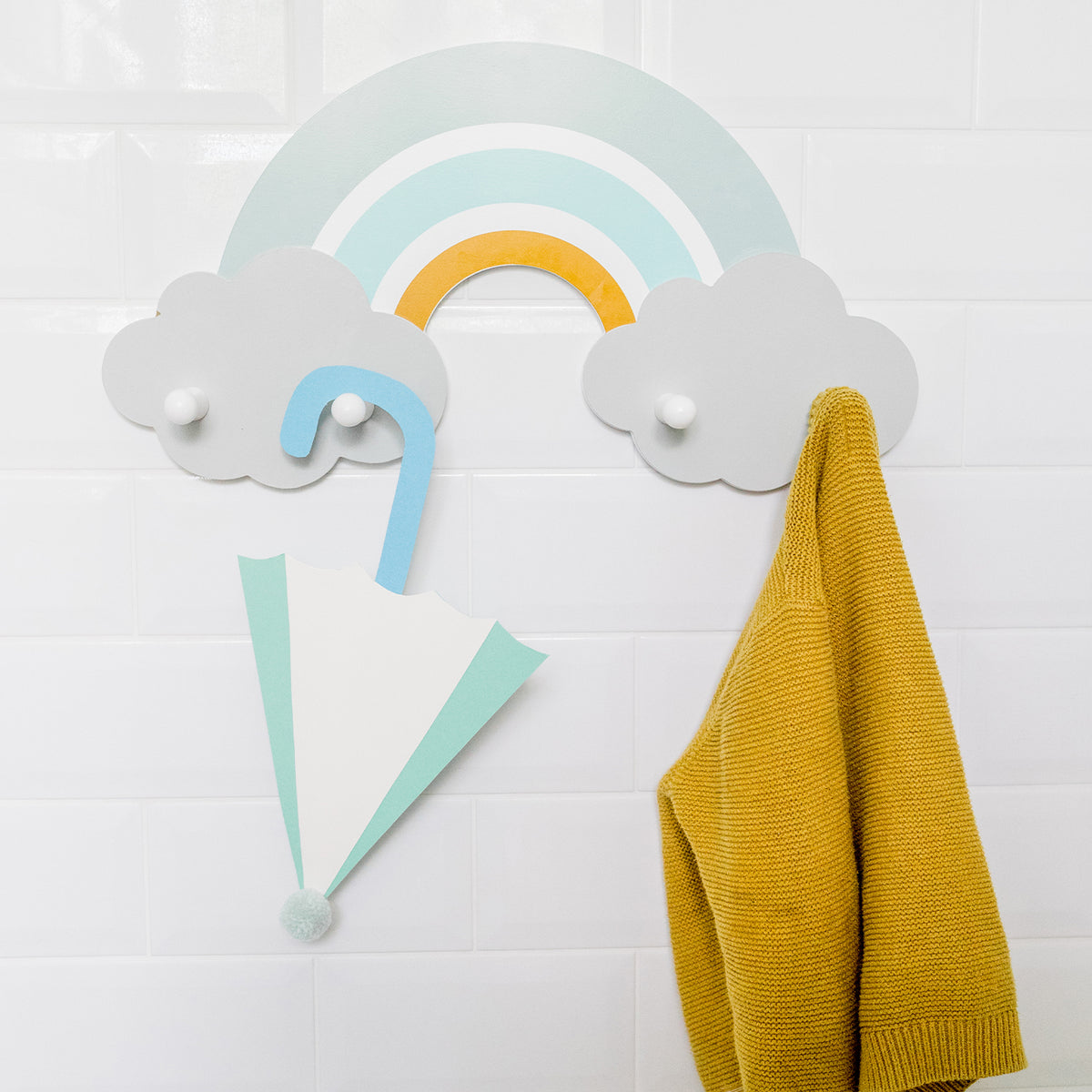 Kindergarderobe Regenbogen aus Holz Finn von Kindsgut – Anwendungsbild 4