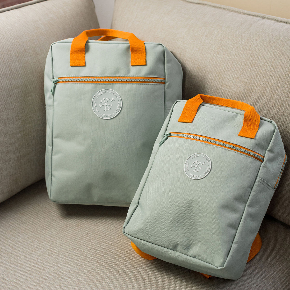 Kinderrucksack aus recycelten PET-Flaschen Maxi Aquamarin von Kindsgut – Anwendungsbild 3
