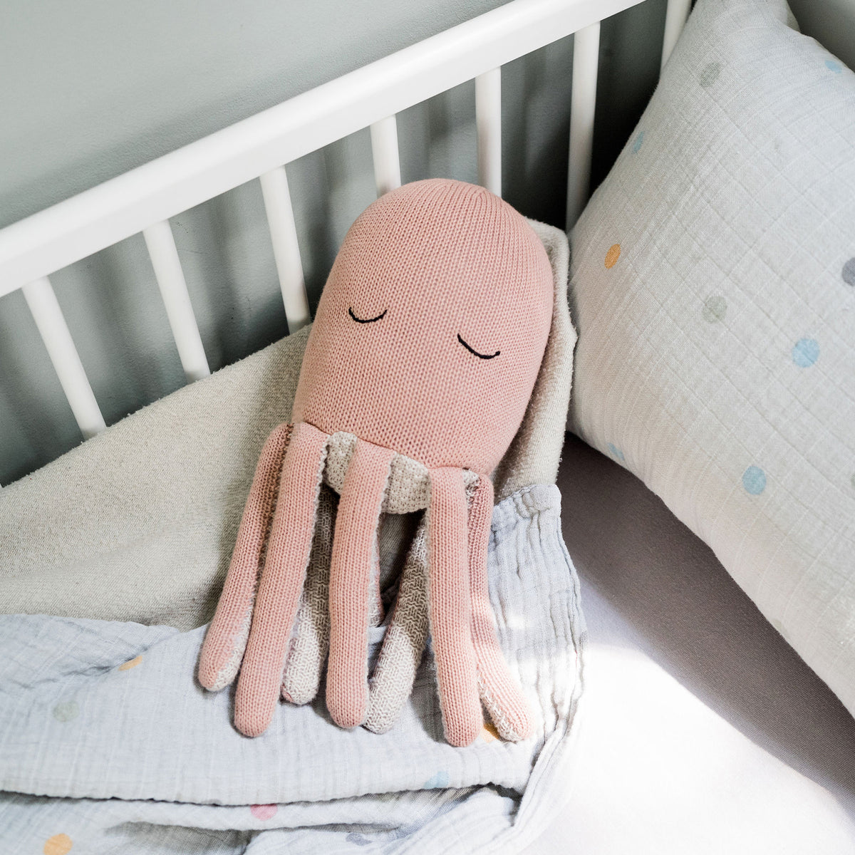Kuscheltier für Babys Oktopus von Kindsgut – Anwendungsbild 4