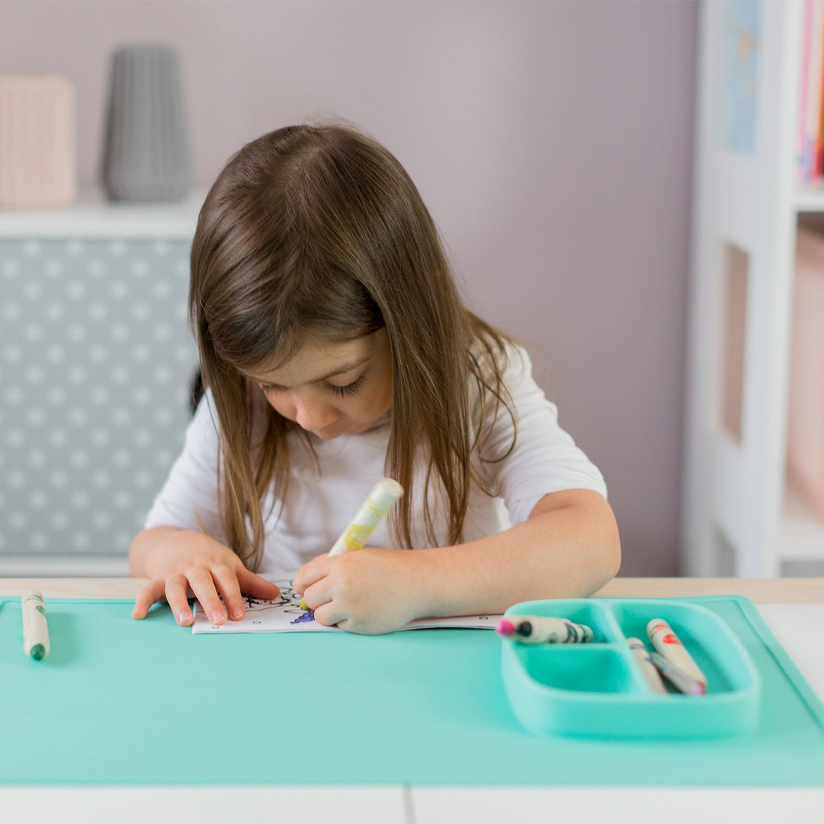 Silikon-Bastelunterlage für Kinder Mint von Kindsgut – Anwendungsbild 2