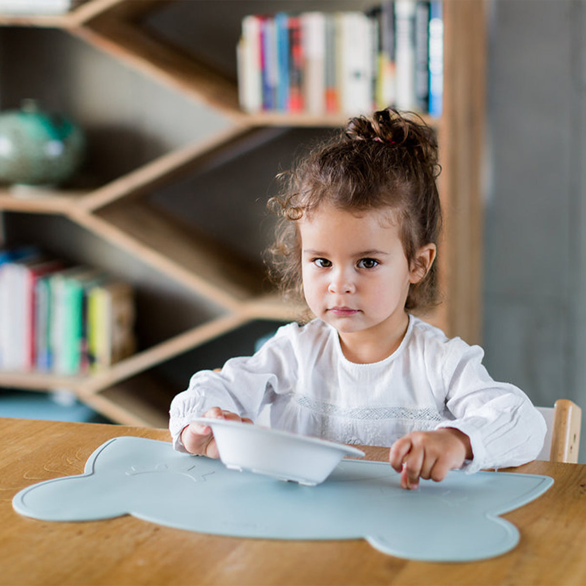 Silikon-Platzset Bär für Kinder Aquamarin von Kindsgut – Anwendungsbild 2