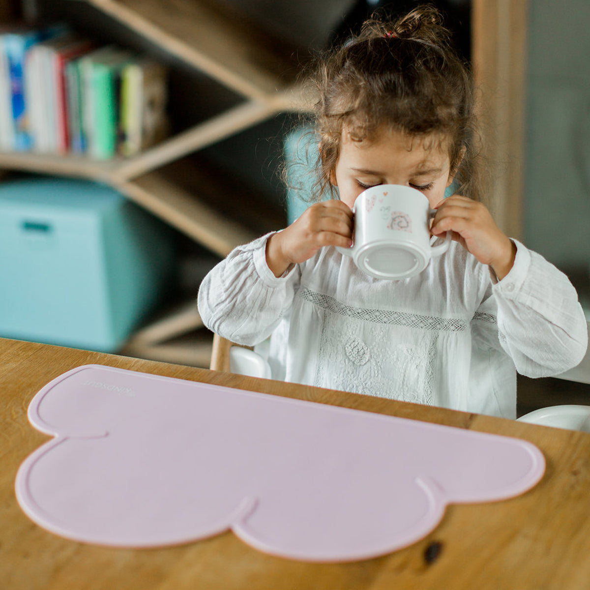 Silikon-Platzset Wolke für Kinder Zartrosa von Kindsgut – Anwendungsbild 3