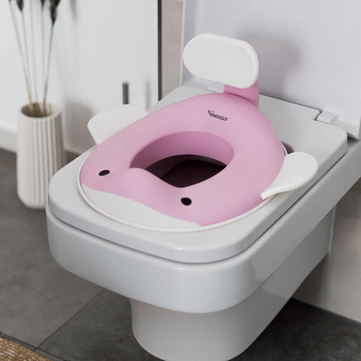 Toilettensitz für Kinder Wal Zartrosa von Kindsgut – Anwendungsbild 3