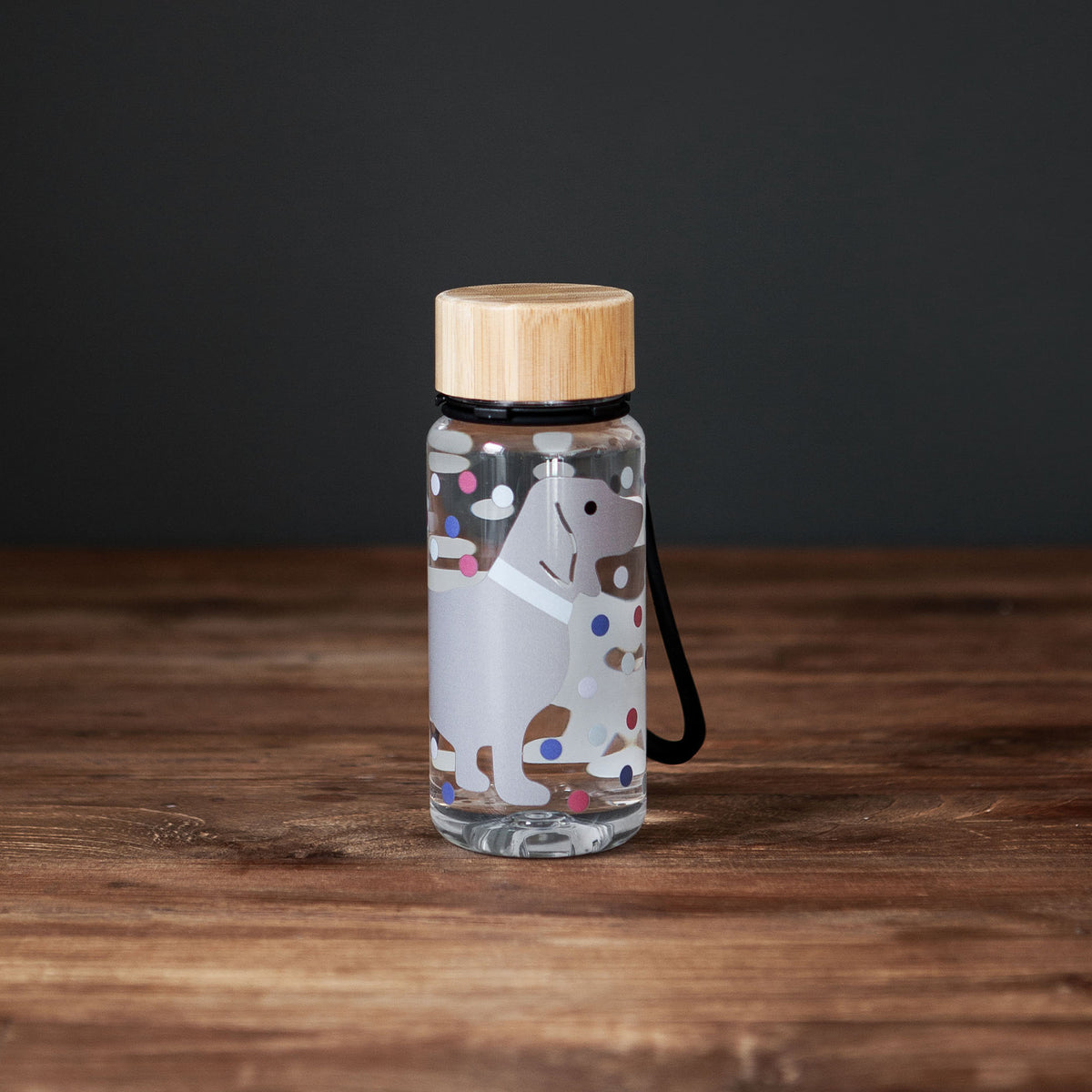 Kindertrinkflasche Tritan 400 ml Dackel von Kindsgut – Anwendungsbild 2