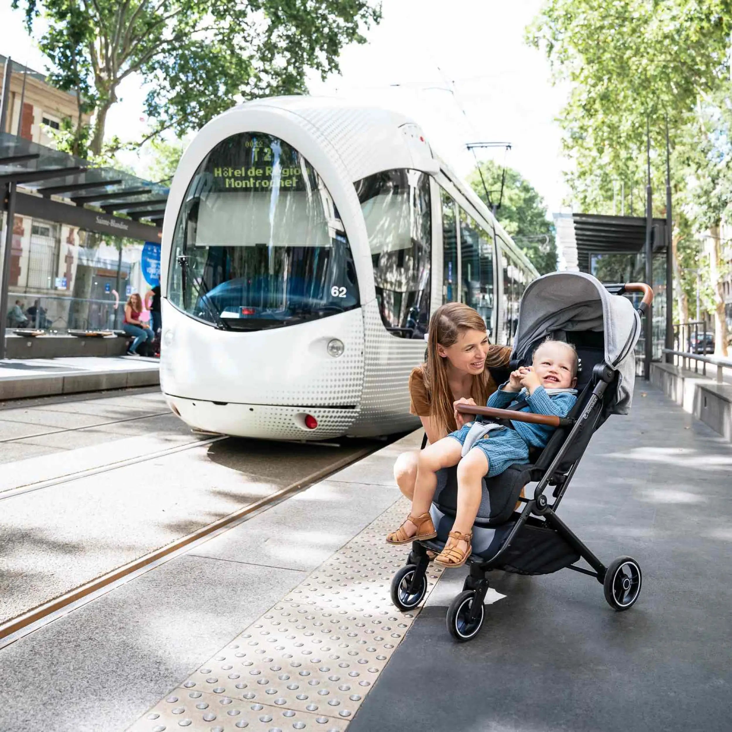 Kompakter Kinderwagen ab Geburt - RENOLUX PIXEL
