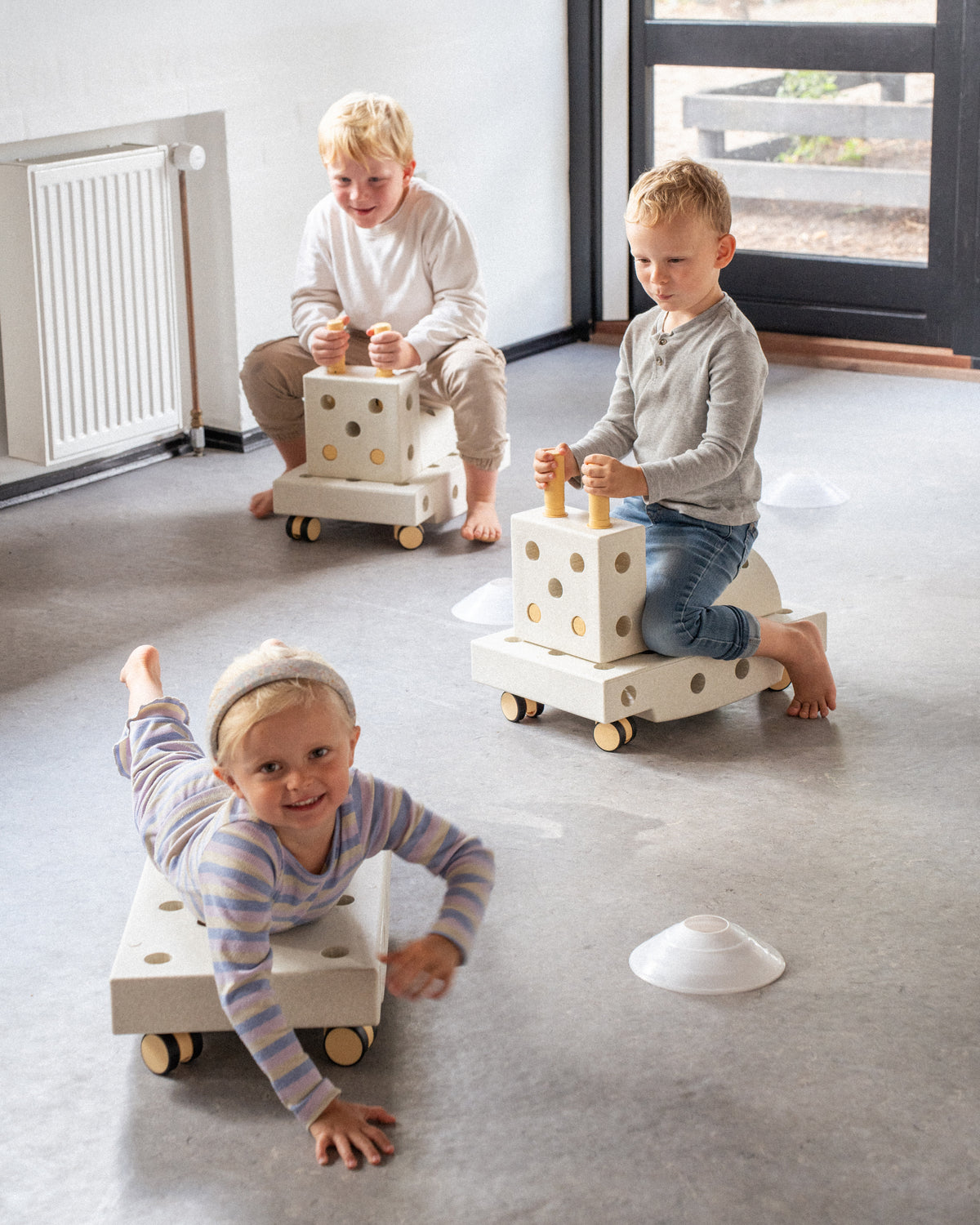 MODU Education Set Small: Schaumstoffblöcke, Verbinder und Drehrollen, Sand, Ansicht 3