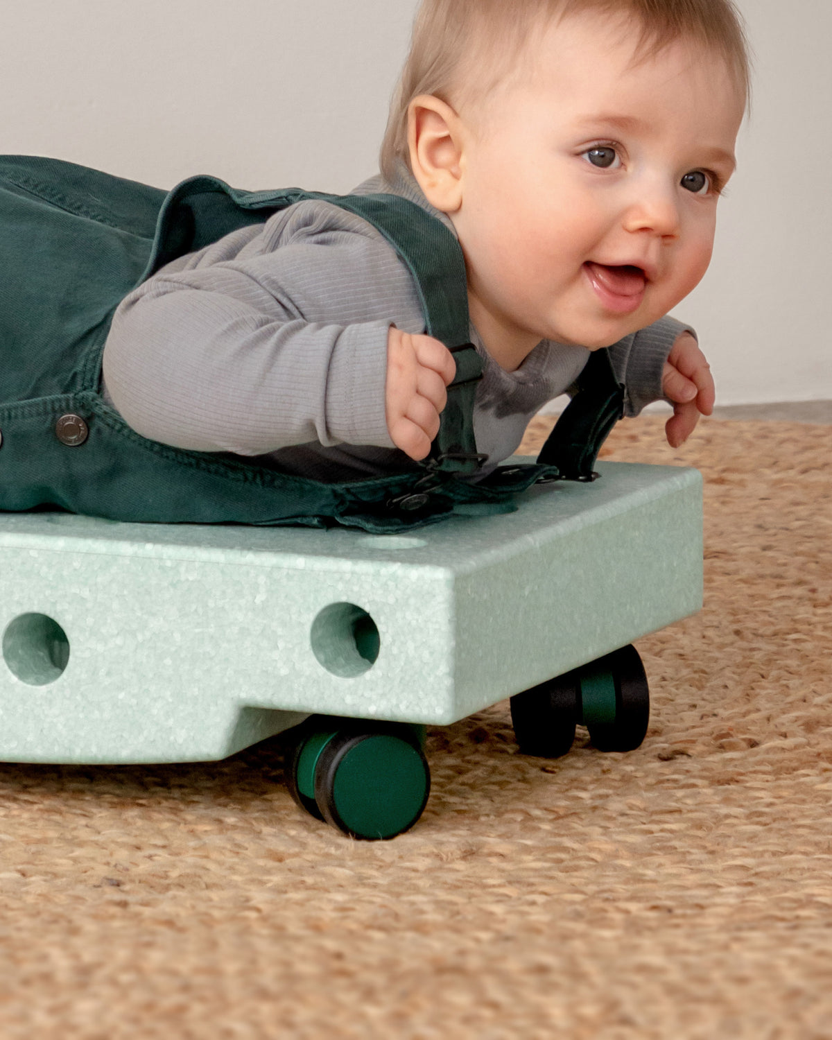 MODU Swirly Wheels: vier 360°-Drehrollen für MODU-Blöcke, Forest Green, Ansicht 2