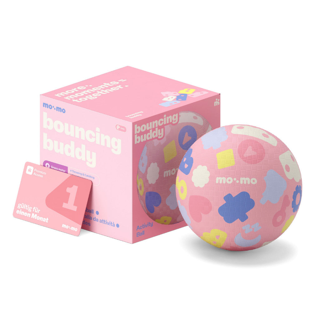 mo:mo Bouncing Buddy Spielball aus Naturkautschuk in Kinderhand, Candy