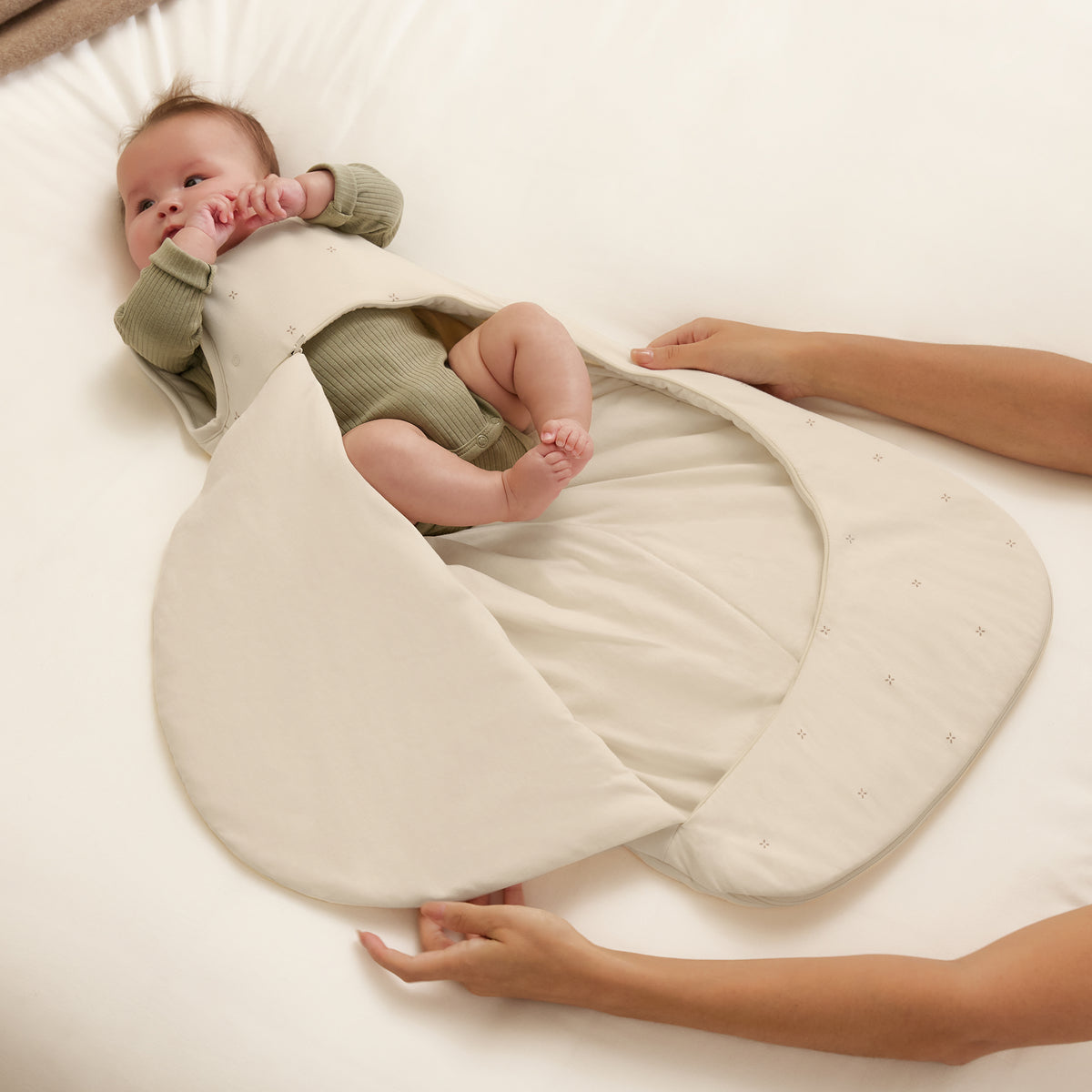 Snüz SnüzPouch Babyschlafsack 2,5 TOG mit Reißverschluss zum Wickeln, 6–18 Monate / Cashmere Cross, Ansicht 3